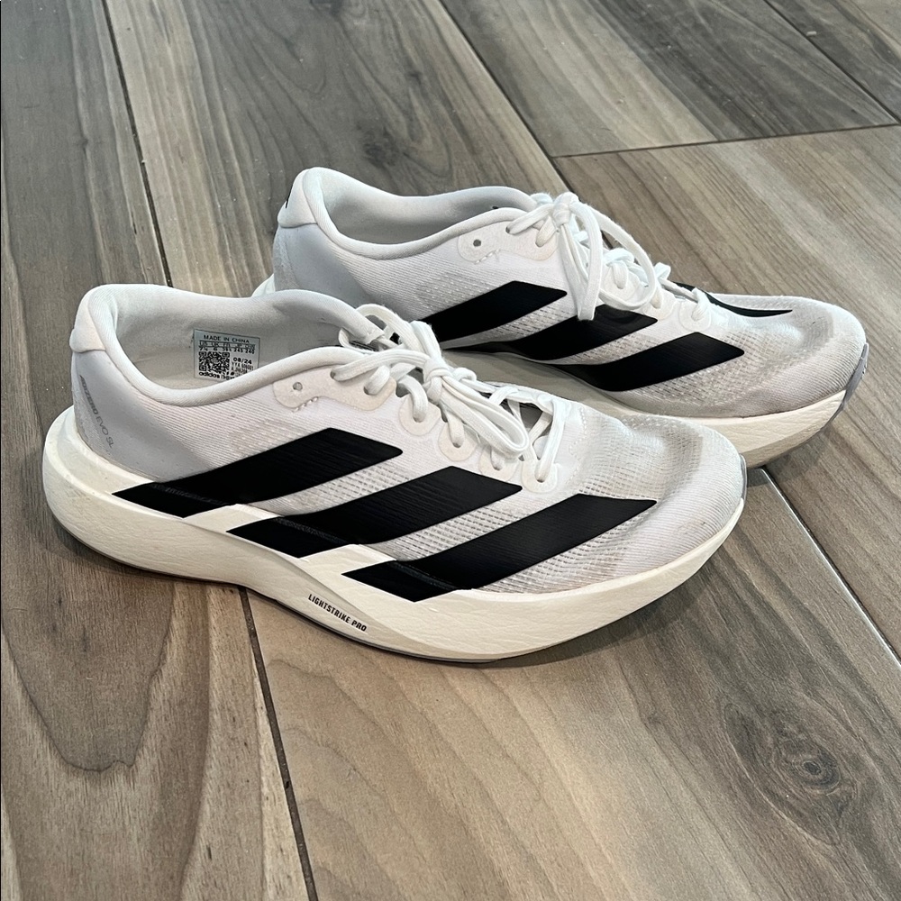 Adidas women’s Evo SL size 7.5
